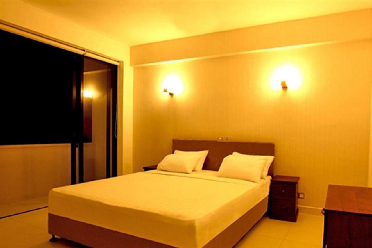Hotel J Ambalangoda Ambalangoda  Zewnętrze zdjęcie