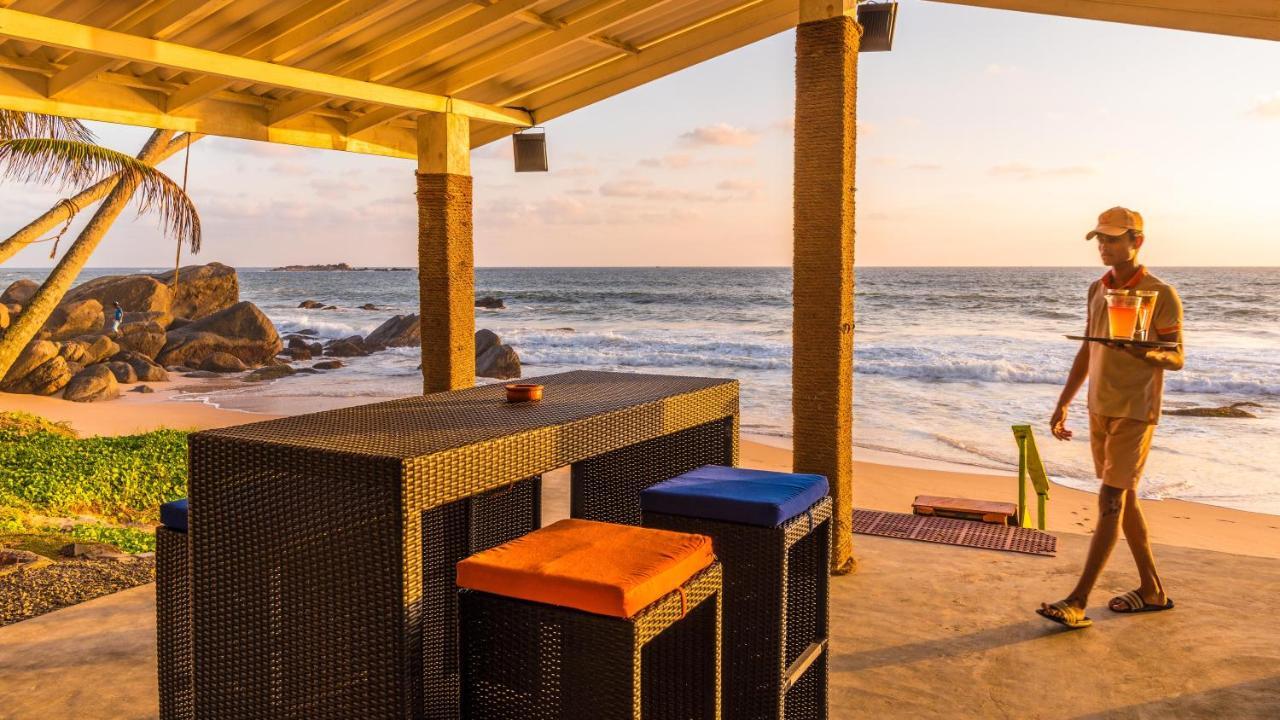 Hotel J Ambalangoda Ambalangoda  Zewnętrze zdjęcie